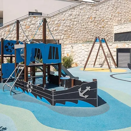 Hotel Aminess Laurel Khalani 5*